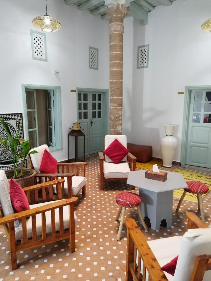 Riad Marosko Essaouira Bagian luar foto